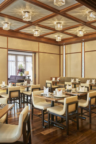 Imagen del bar/restaurante del Hotel The Clement - All Inclusive. Foto 3
