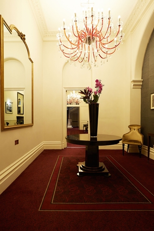 Imagen de los interiores del Hotel The Clermont London, Victoria. Foto 10