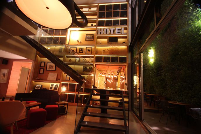 Imagen de los interiores del Hotel The Click Clack Bogota. Foto 16