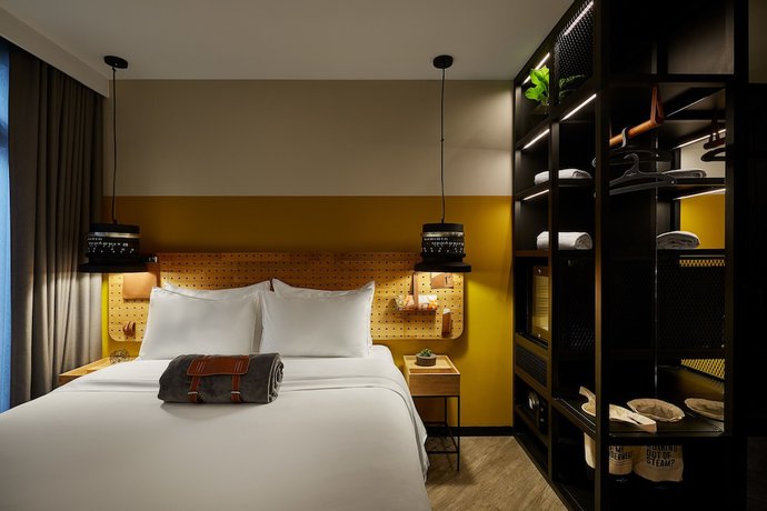 Imagen de la habitación del Hotel The Click Clack Medellin. Foto 4