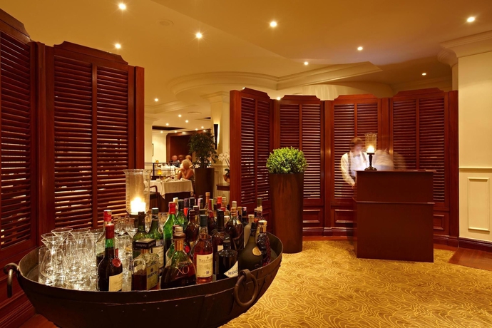 Imagen del bar/restaurante del Hotel The Cliff Bay, by PortoBay. Foto 4