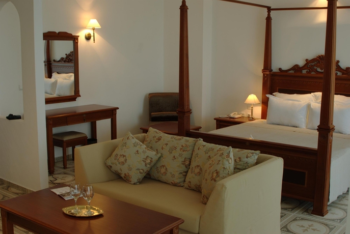 Imagen de los interiores del Hotel The Cliff Beach and Spa. Foto 10