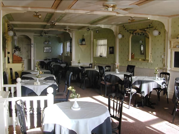 Imagen del bar/restaurante del Hotel The Cliff, Bude. Foto 3