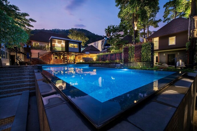 Imagen de la piscina del Hotel The Cliff Elegance Resort. Foto 32