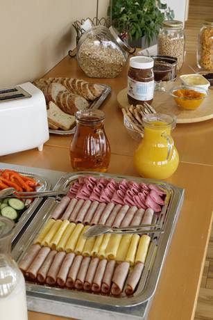 Imagen del bar/restaurante del Hotel The Cliff, Fjardabyggd. Foto 6