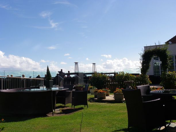 Imagen de los exteriores del Hotel The Cliff, Great Yarmouth. Foto 15