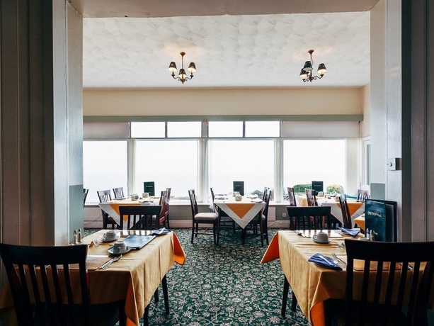 Imagen del bar/restaurante del Hotel The Cliff Hall. Foto 4