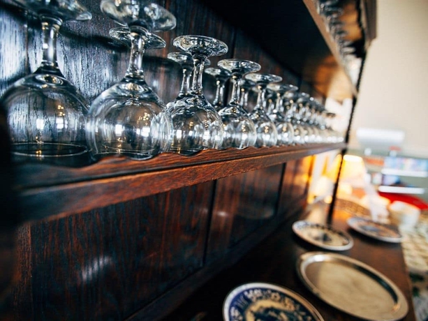 Imagen del bar/restaurante del Hotel The Cliff Hall. Foto 5