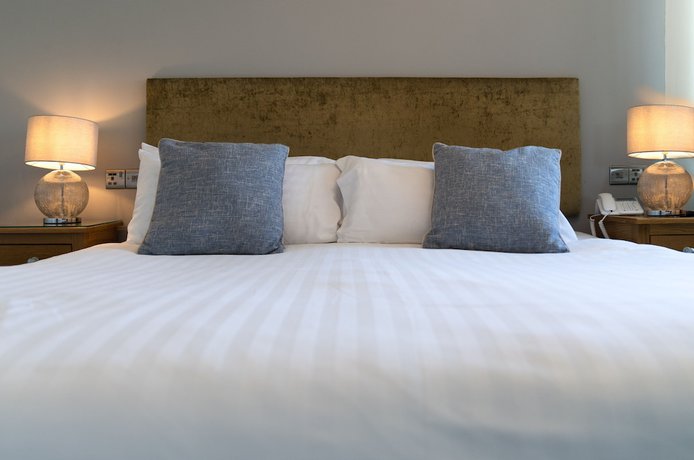 Imagen de la habitación del Hotel The Cliff Hotel And Spa. Foto 11