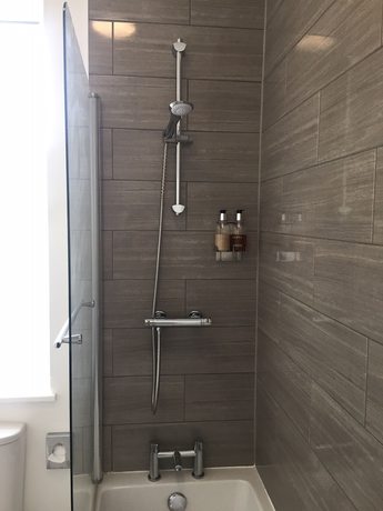 Imagen de la habitación del Hotel The Cliff Hotel And Spa. Foto 16