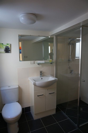 Imagen de la habitación del Hotel The Cliff House. Foto 10
