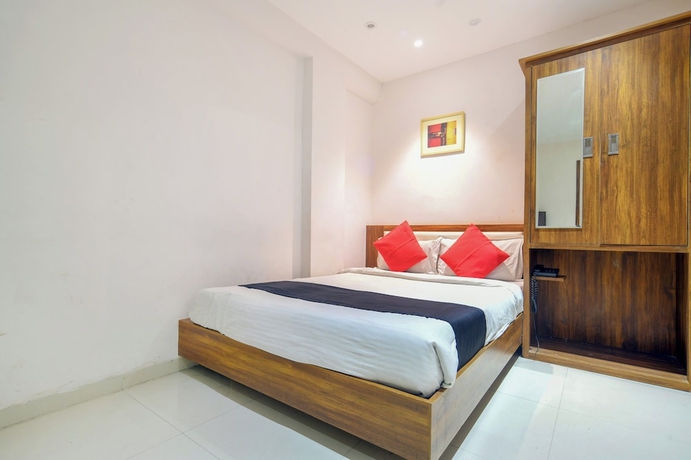 Imagen de la habitación del Hotel The Cliff, Indore. Foto 3