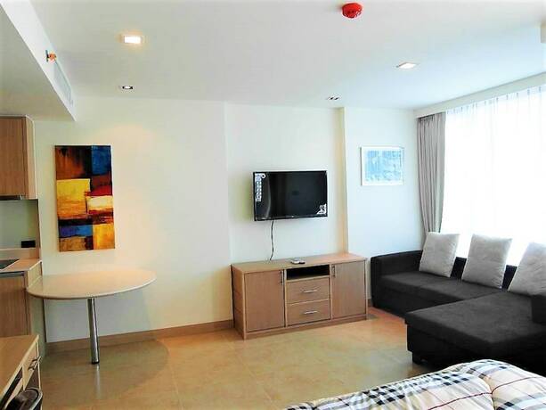 Imagen general del Hotel The Cliff Sea and Pool Views Studio Apartment Pratumnak Pattaya. Foto 7