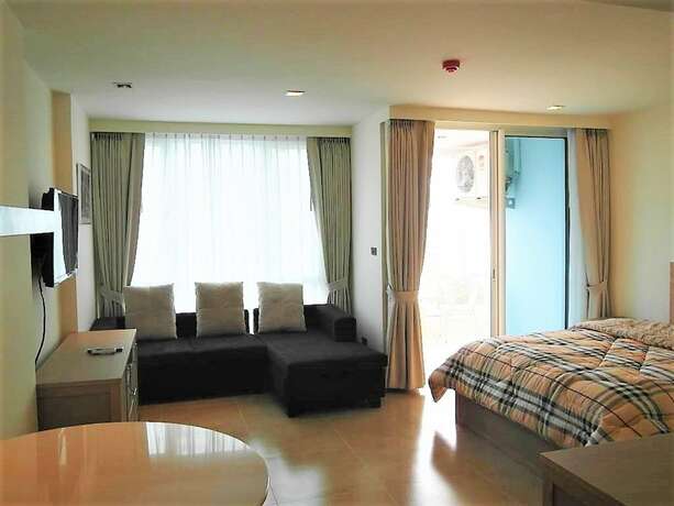 Imagen general del Hotel The Cliff Sea and Pool Views Studio Apartment Pratumnak Pattaya. Foto 15