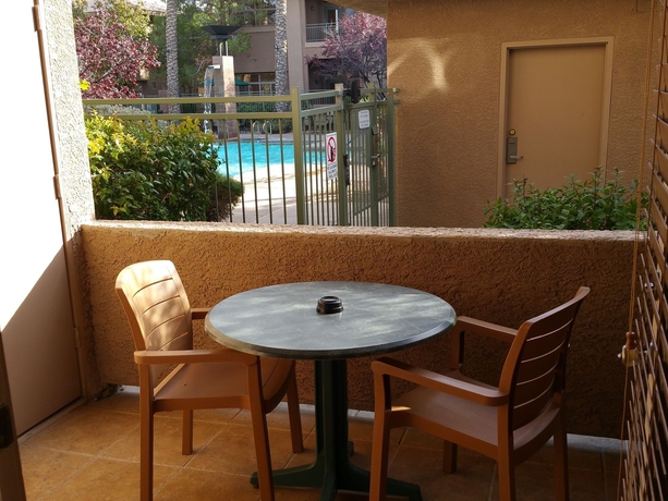 Imagen de la habitación del Hotel The Cliffs At Peace Canyon. Foto 11