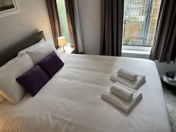 Imagen de la habitación del Hotel The Clifton, Morecambe. Foto 6