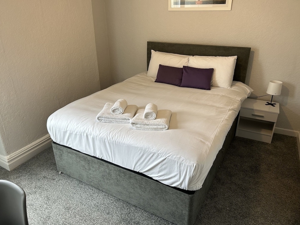 Imagen de la habitación del Hotel The Clifton, Morecambe. Foto 9