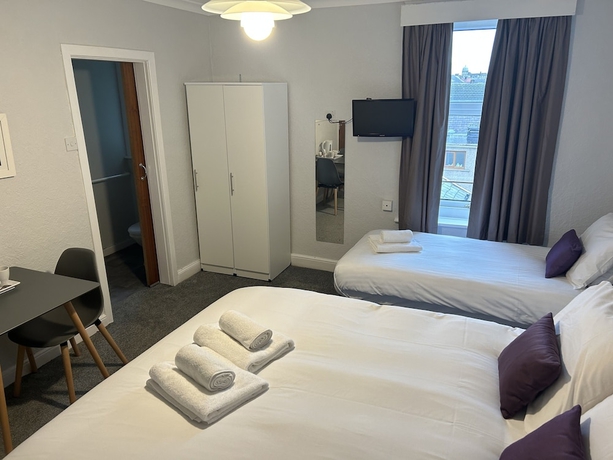 Imagen de la habitación del Hotel The Clifton, Morecambe. Foto 14