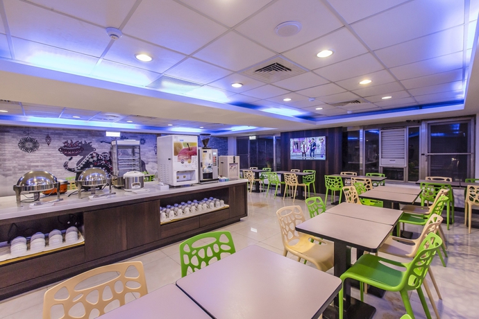 Imagen del bar/restaurante del Hotel The Cloud Chungli. Foto 5