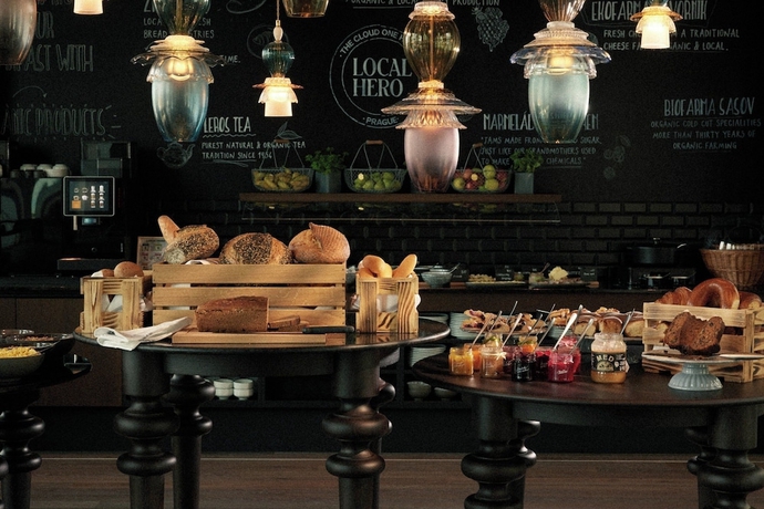 Imagen del bar/restaurante del Hotel The Cloud One Prague, part of the Motel One Group. Foto 5