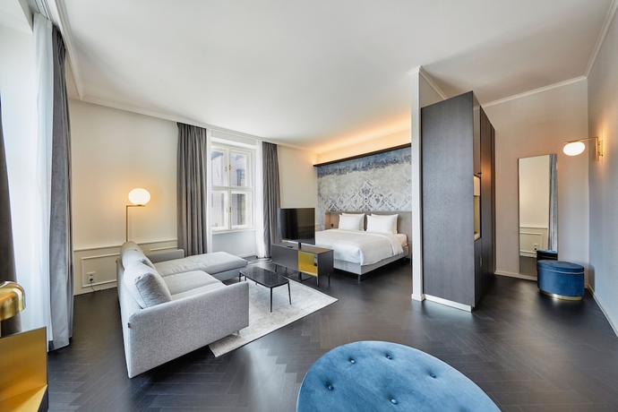 Imagen de la habitación del Hotel The Cloud One Salzburg, part of the Motel One Group. Foto 12