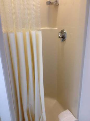 Imagen de la habitación del Hotel The Club At Cape Cod. Foto 5