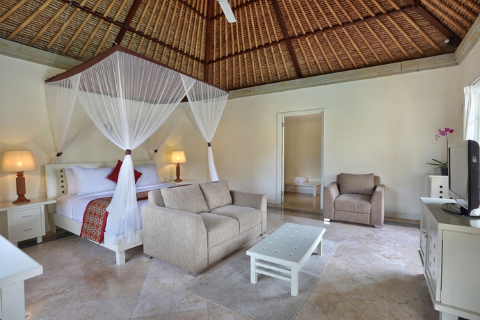 Imagen de la habitación del Hotel The Club Villas. Foto 7