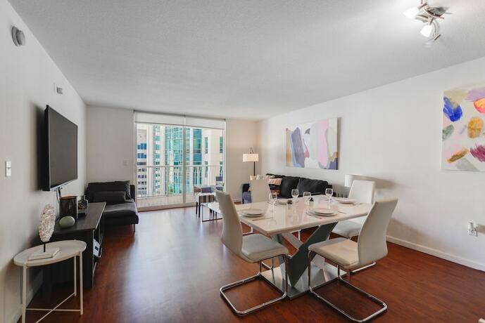 Imagen de la habitación del Hotel The Club at Brickell Bay. Foto 11