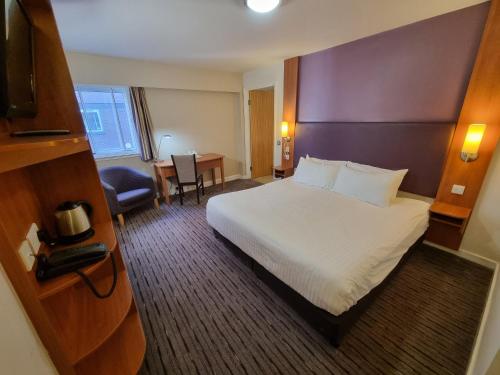 Imagen de la habitación del Hotel The Clyde, Glasgow. Foto 5
