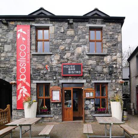 Imagen de la habitación del Hotel The Coach House, Oranmore. Foto 2