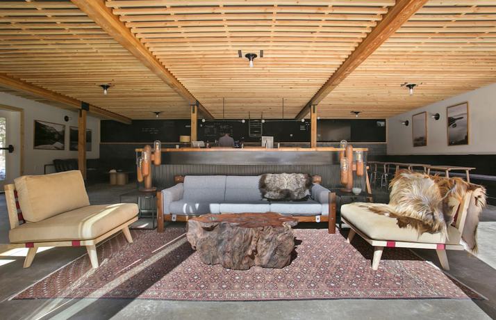Imagen de los interiores del Hotel The Coachman. Foto 18