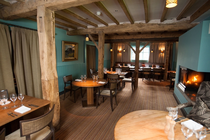 Imagen de los interiores del Hotel The Cock O' Barton. Foto 9