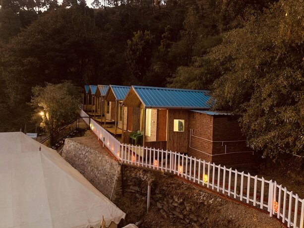 Imagen general del Hotel The Cocoon Camps And Nature Resorts. Foto 10