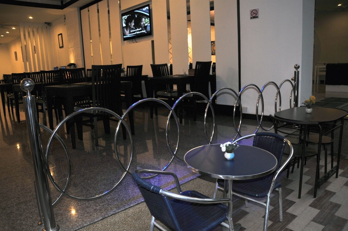 Imagen del bar/restaurante del Hotel The Cocoon Patong. Foto 2