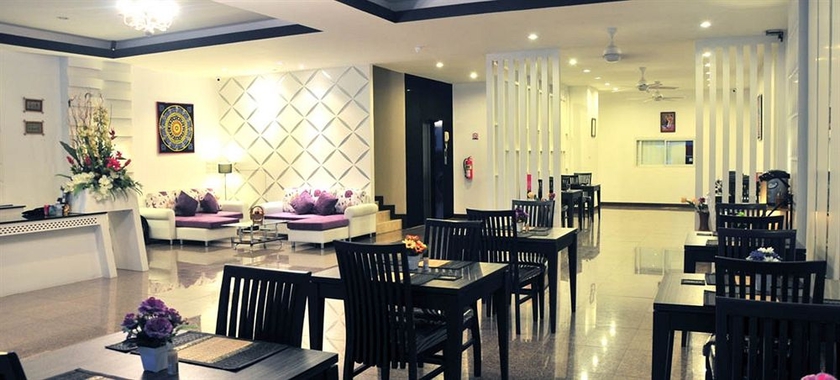 Imagen del bar/restaurante del Hotel The Cocoon Patong. Foto 3