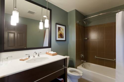 Imagen de la habitación del Hotel The Coho Oceanfront Lodge. Foto 4