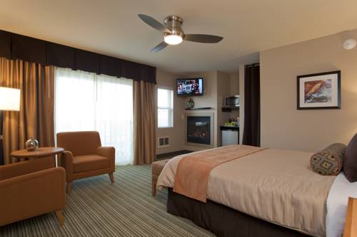 Imagen de la habitación del Hotel The Coho Oceanfront Lodge. Foto 12