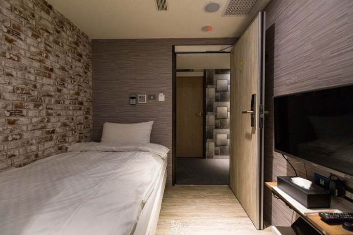Imagen de los interiores del Hotel The Cole. Foto 19