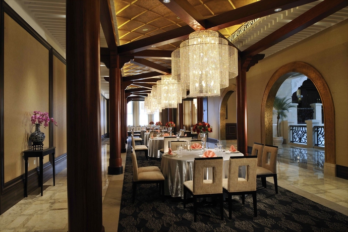 Imagen del bar/restaurante del Hotel The Coli Shenzhen. Foto 3