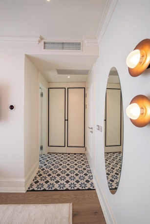 Imagen de la habitación del Hotel The Collector hotel boutique. Foto 13
