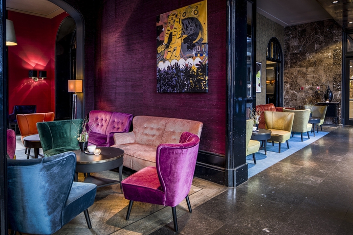 Imagen del bar/restaurante del Hotel The College Amsterdam, Autograph Collection. Foto 3