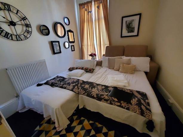 Imagen de la habitación del Hotel The Collingwood. Foto 2