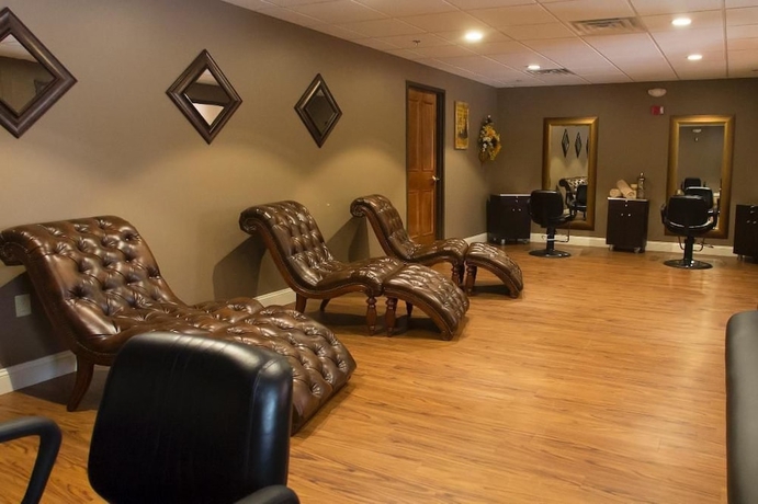 Imagen de los interiores del Hotel The Colonial, Gardner. Foto 14