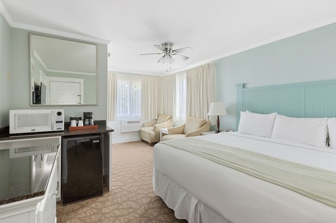 Imagen general del Hotel The Colonial Inn. Foto 2