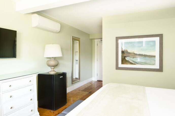 Imagen general del Hotel The Colonial Inn. Foto 8