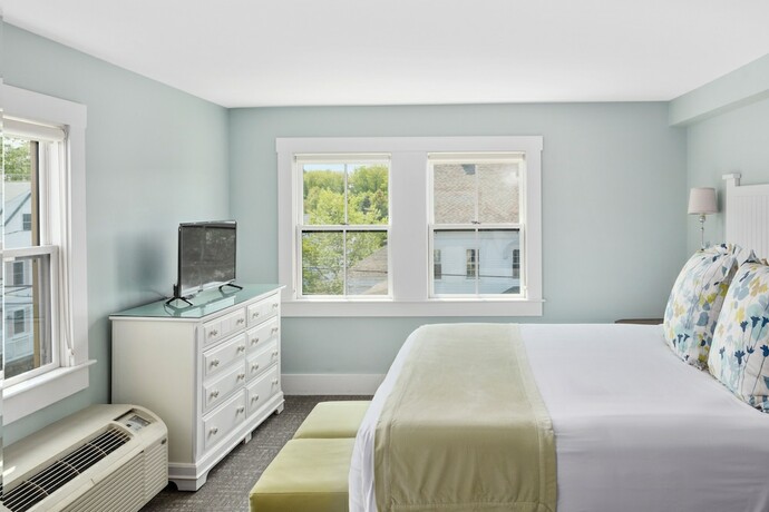 Imagen de la habitación del Hotel The Colonial Inn. Foto 11