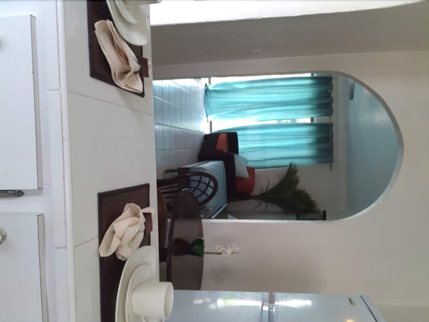 Imagen de la habitación del Hotel The Colony Club Inn and Suites. Foto 14