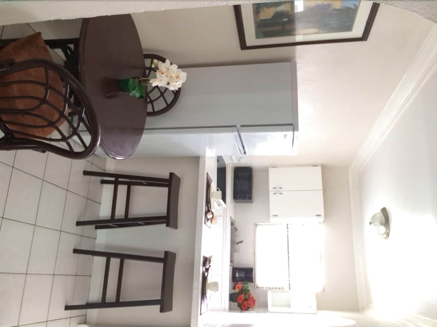 Imagen de la habitación del Hotel The Colony Club Inn and Suites. Foto 15