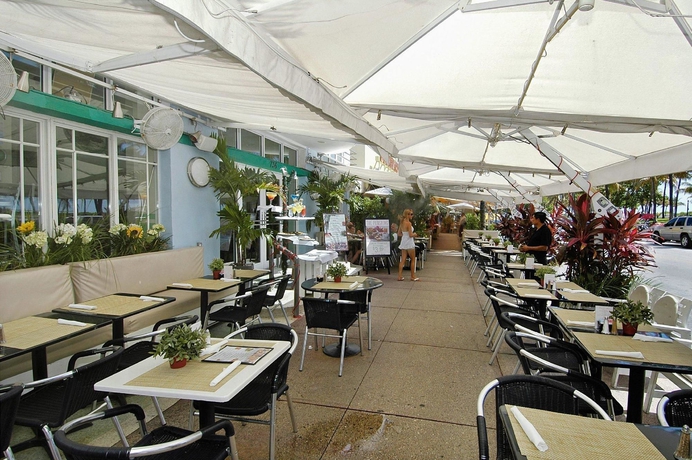 Imagen del bar/restaurante del Hotel The Colony. Foto 4