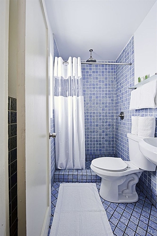 Imagen de la habitación del Hotel The Colony. Foto 9